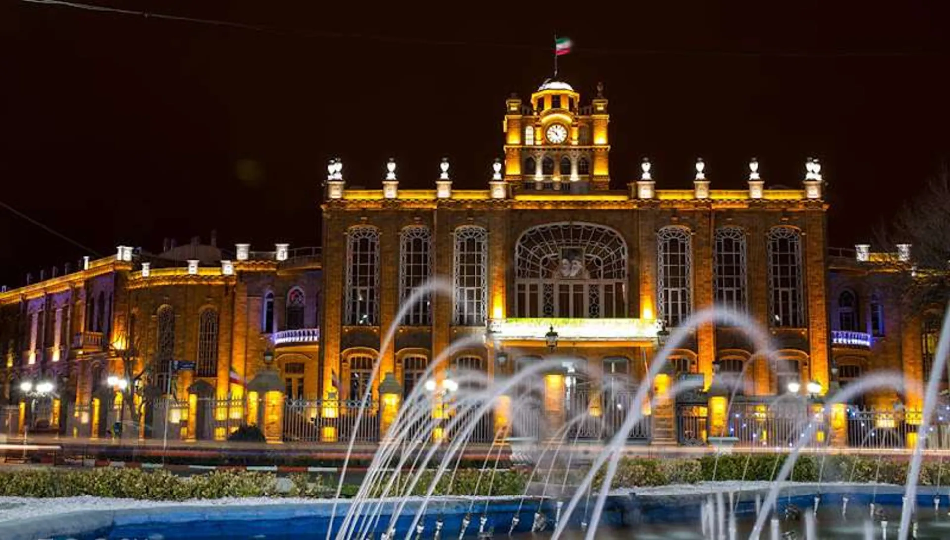 Tabriz Municipality Mansion at night