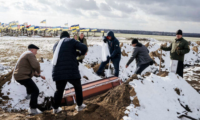Trade with death; Ukrainian officials also benefit from the dead body