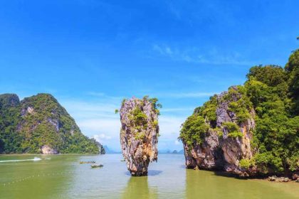 Travel to James Bond Island: Paradise for diving and swimming in Phuket