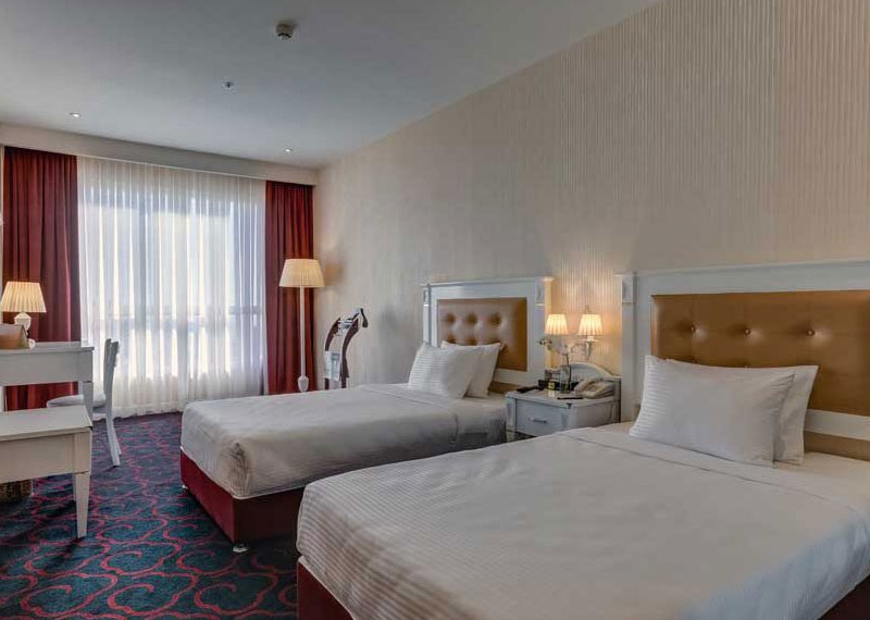 Persian Plaza Hotel in Tehran: Location & Amenities | Ariamedtour