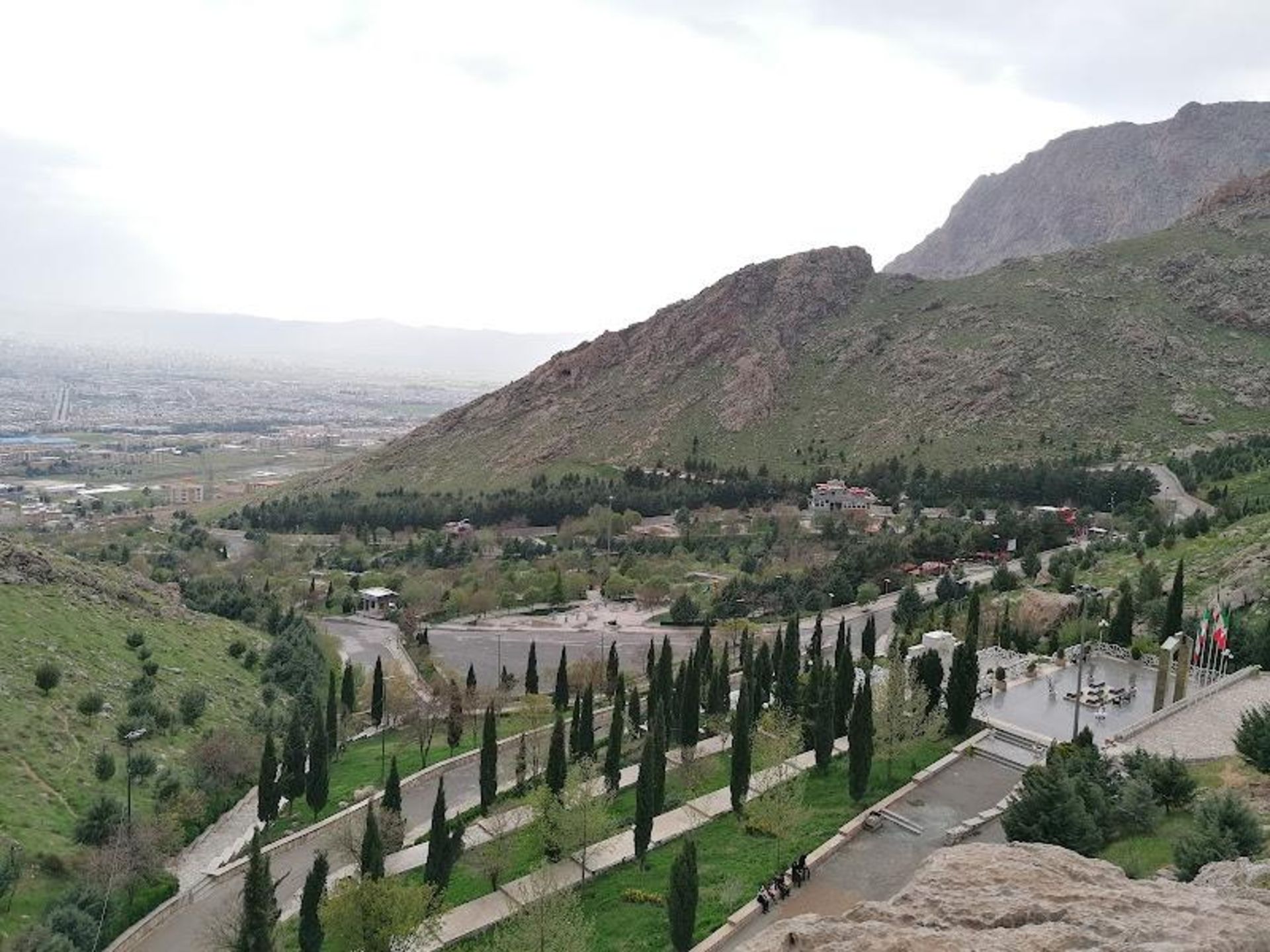 Kermanshah Mountain Park Vegetation