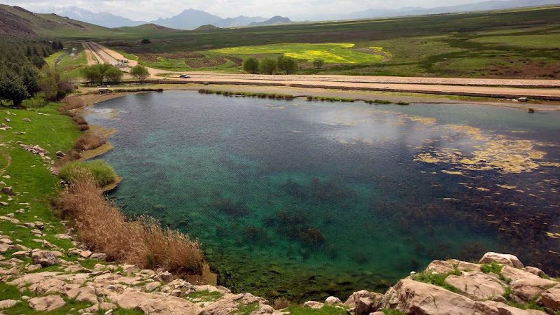 Kermanshah's sights in the summer
