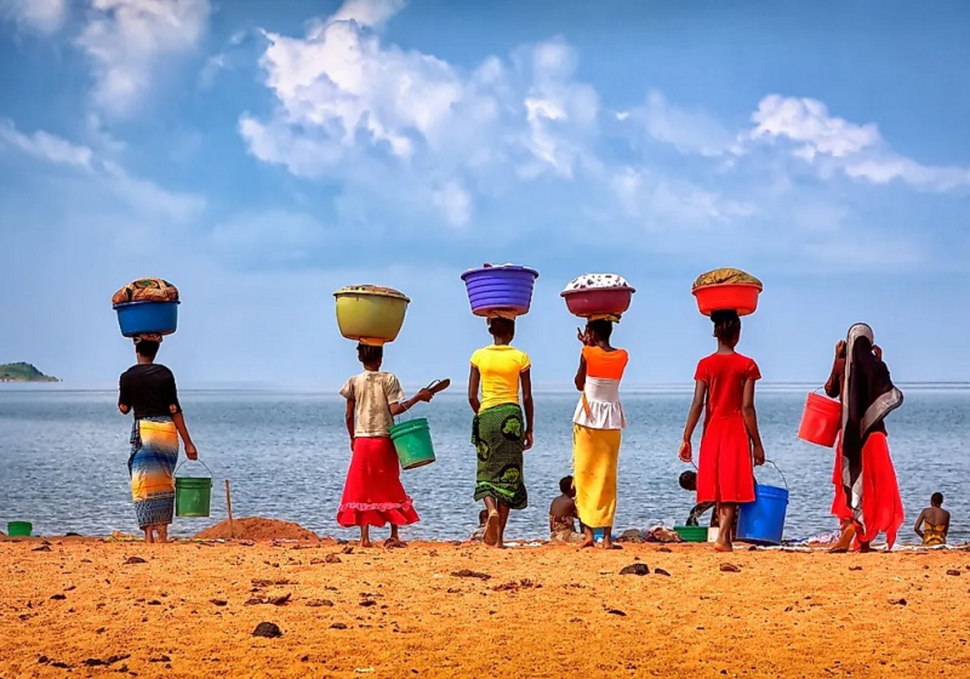 African women on the coast of Lake Tanganika