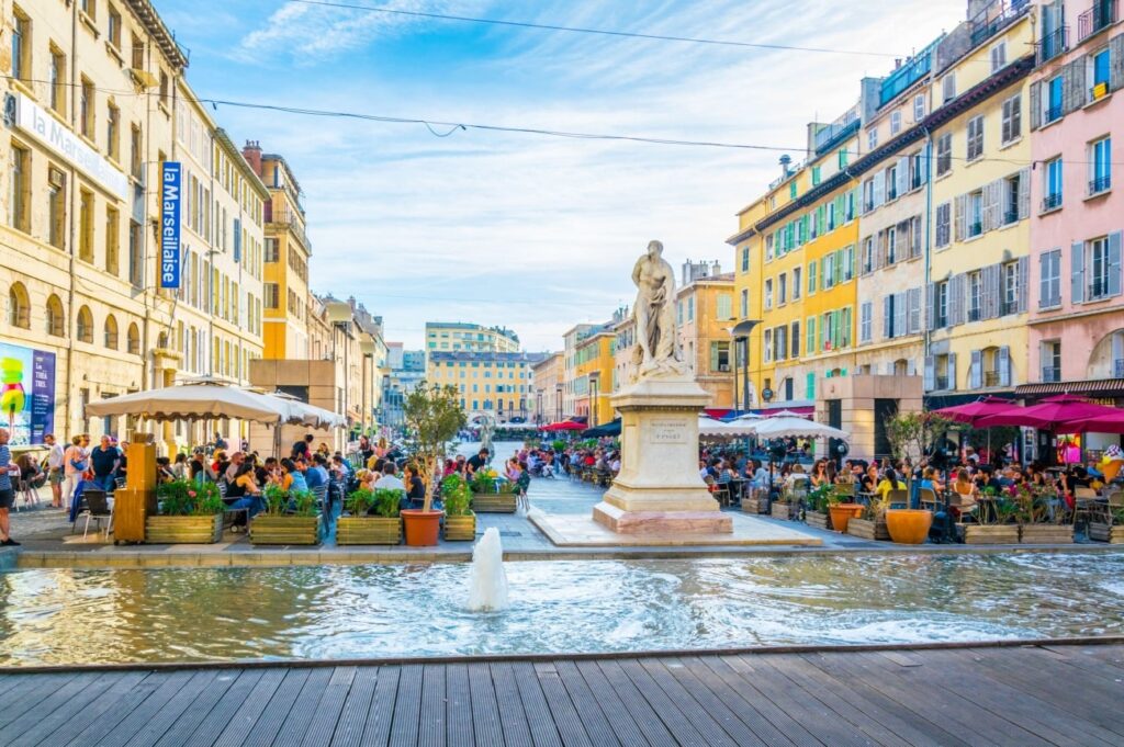 Tips of traveling to the city of Marseille
