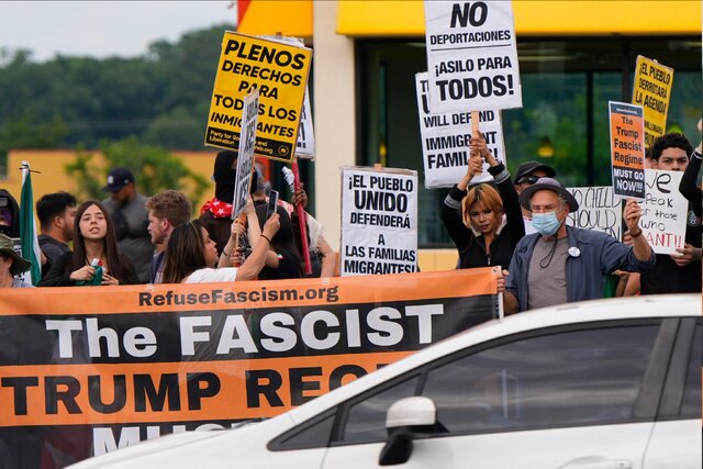 The protests in the US reached New York and Chicago