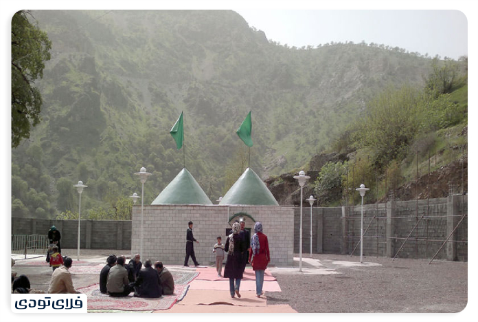 Zivar Village The tomb of Sultan Isaac