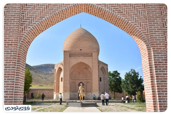 The tomb of Sheikh Sadr al -Din