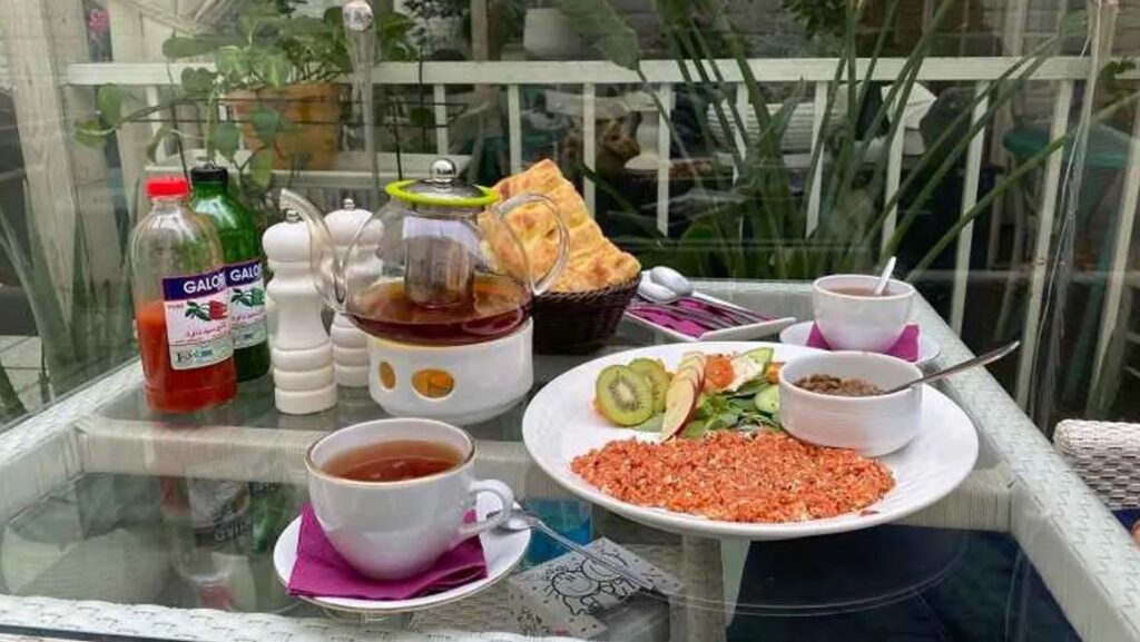 The best of Mashhad breakfast cafes