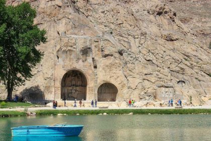 Lake and boat in Taq Bostan Kermanshah
