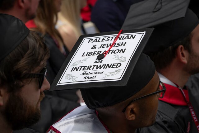 Screaming of protest from the heart of Columbia University; Not to suppress Palestinian supporters