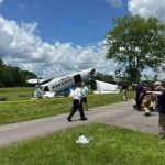 The crash of a US passenger plane with 4 passengers