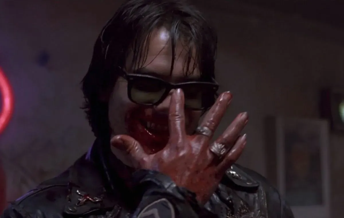 A movie like sinners; Darkness closely (Near Dark)