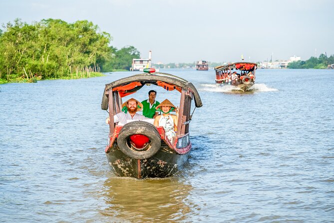 How to move from the city of Hooshi Mekong to Makong?