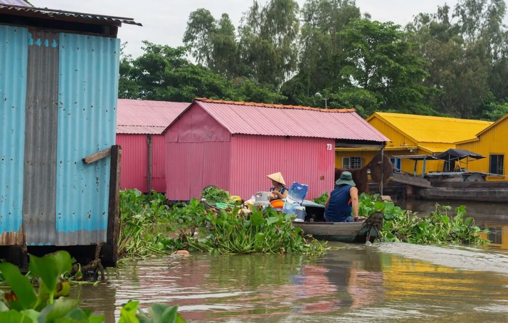 Other spectacular cities of Delta