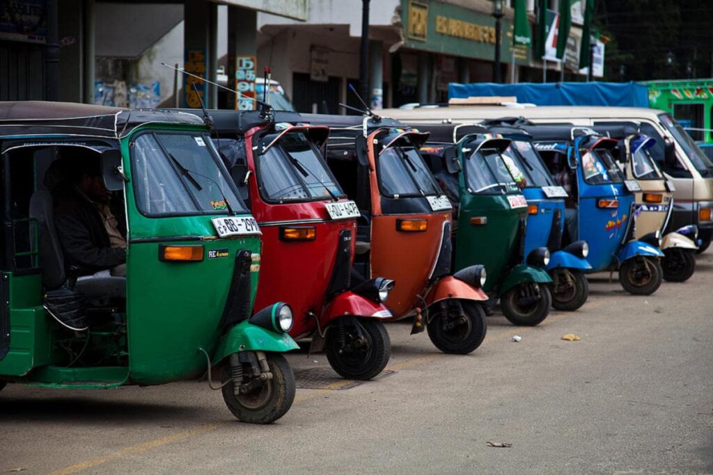 Traffic: Thailand vs. Sri Lanka