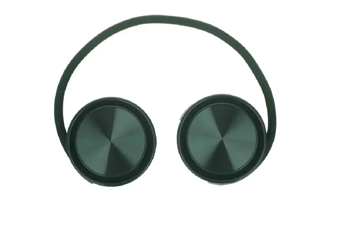 55 Memo Model's neck