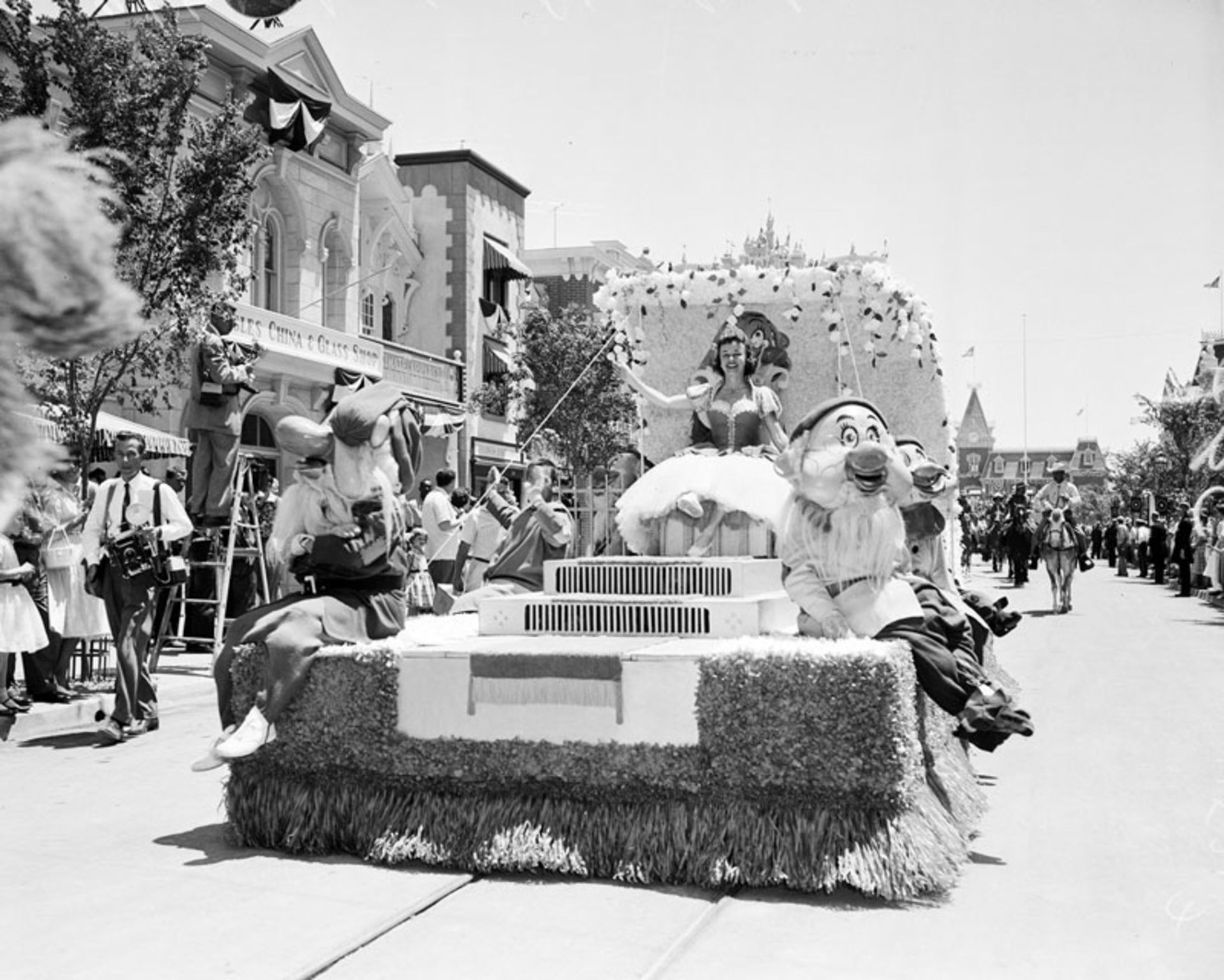 Old photo of the first Disneyland of America