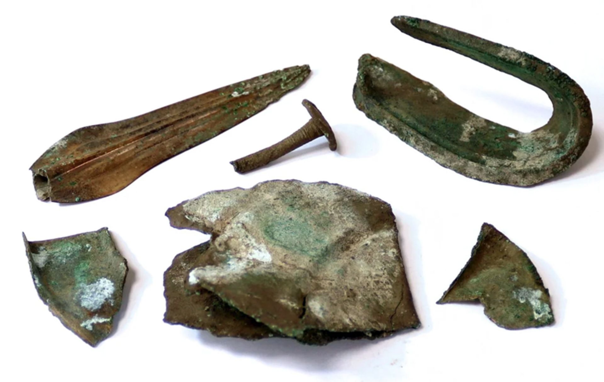 Discovery of the bronze armor