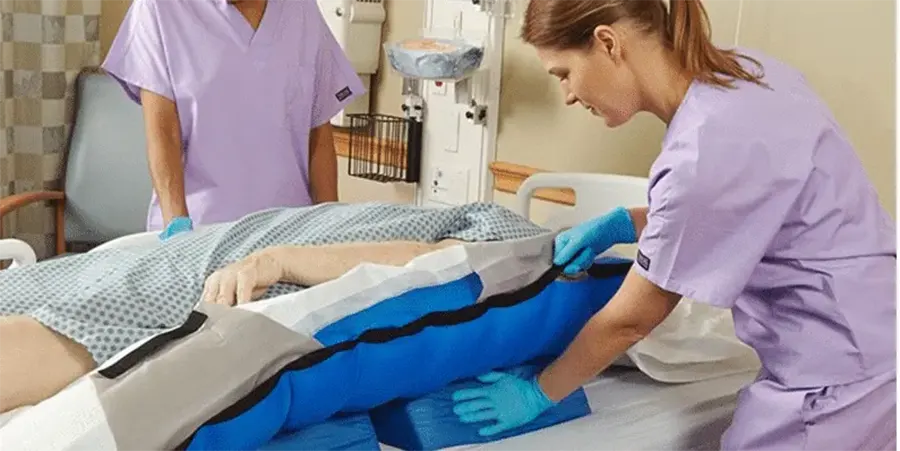 Hospital bed to prevent bed wounds and guide to using raging mattress