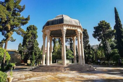 Hafez's tomb and green space