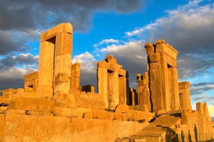 The full list of Shiraz historical attractions you should know before traveling