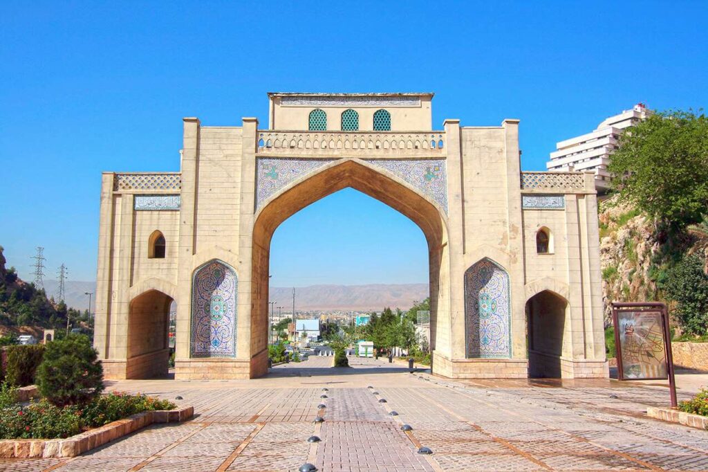 The gate of the Qur'an; A lasting building on the eve of Shiraz's historic attractions