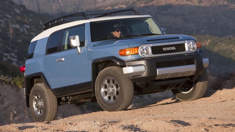 FJ Cruiser and Land Cruiser Difference