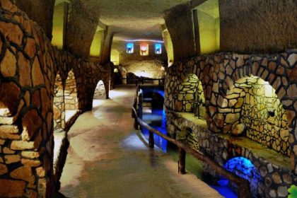 Where is the city of Kariz Kish? Address + details