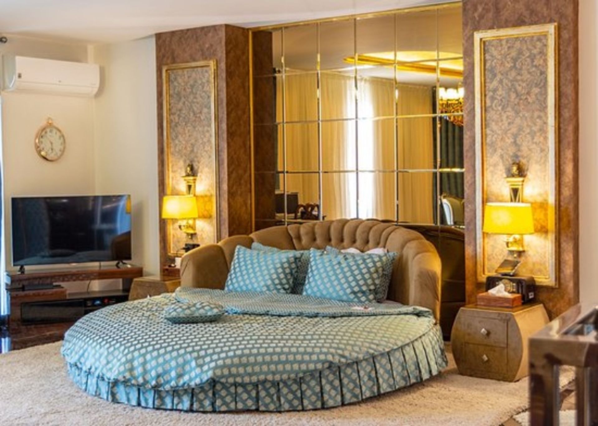 Special suite at Taj Mahal Apartment Hotel