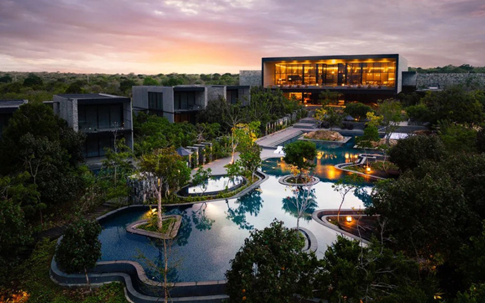 Hilton Yala Rickery Pool and Green Space