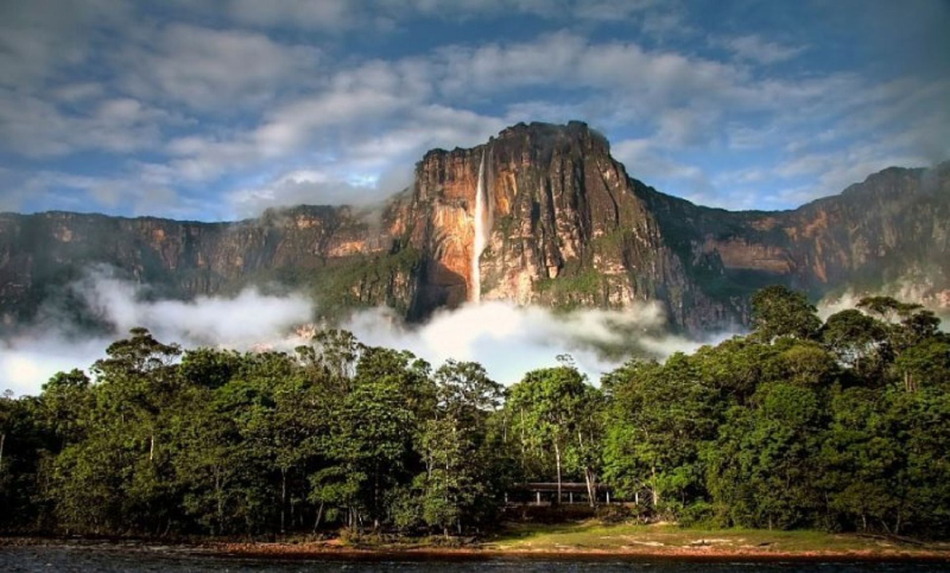 Angel Falls, Mountains and Venezuelan trees