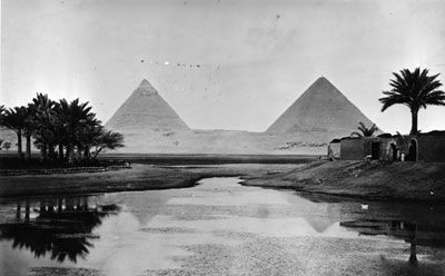 ۱۵ Rueled Pictures of the Egyptian Giza Pyramids that you probably never seen