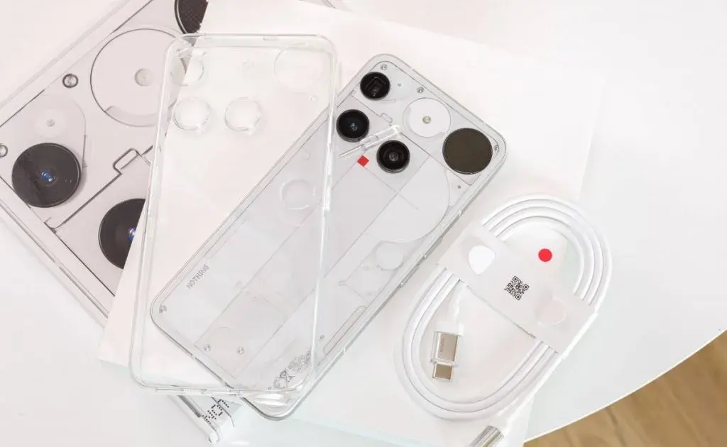 In -package content of Nothing Phone 3