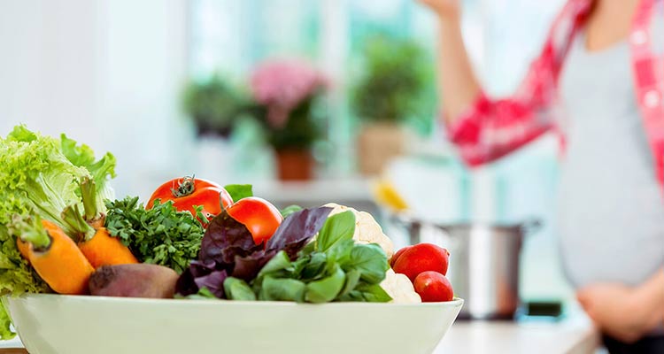 What is a sign of cold in pregnancy?