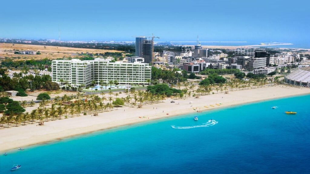 Spectacular places of Kish in the spring