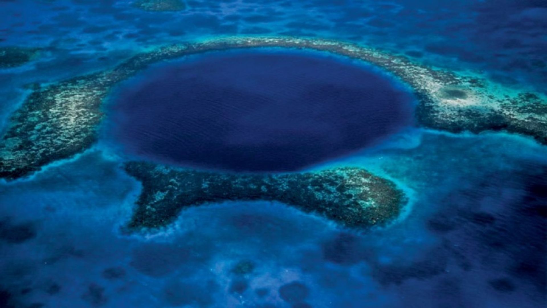 Mariana's pit rounded in the Pacific Ocean