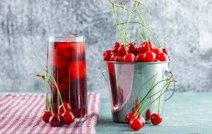 How to Make Homemade Cherry Syrup (Step by Step)