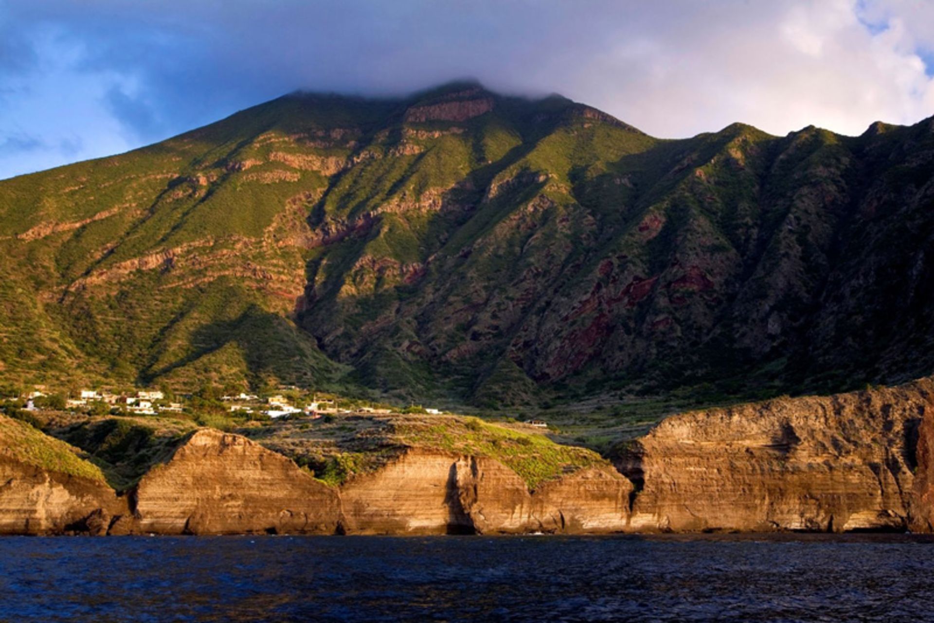 Tall mountains on Salina Island