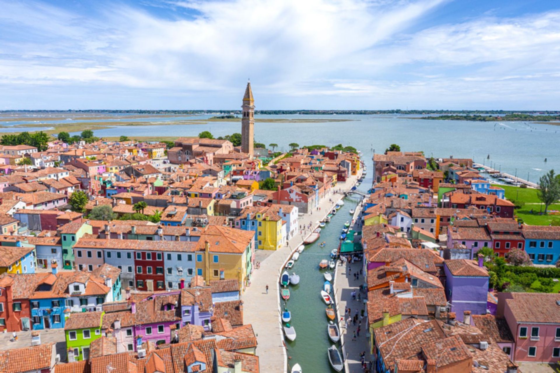 Blue route in the city of Burano
