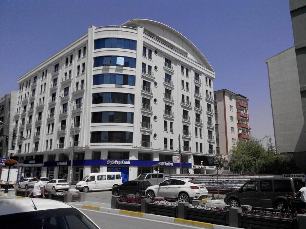 Where to stay in the city of Van?