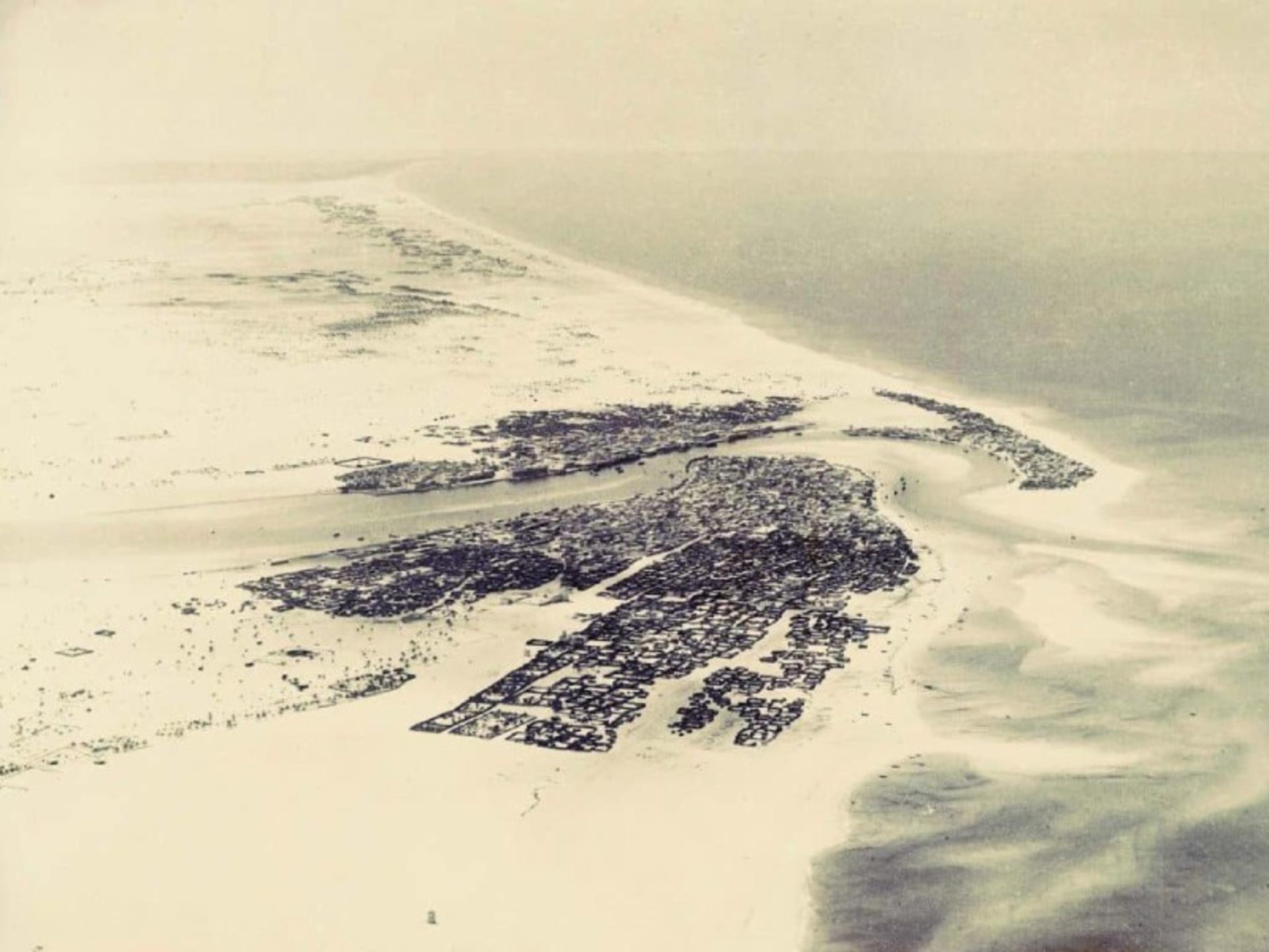 Dubai, Dirahi and School neighborhoods in the 1980s