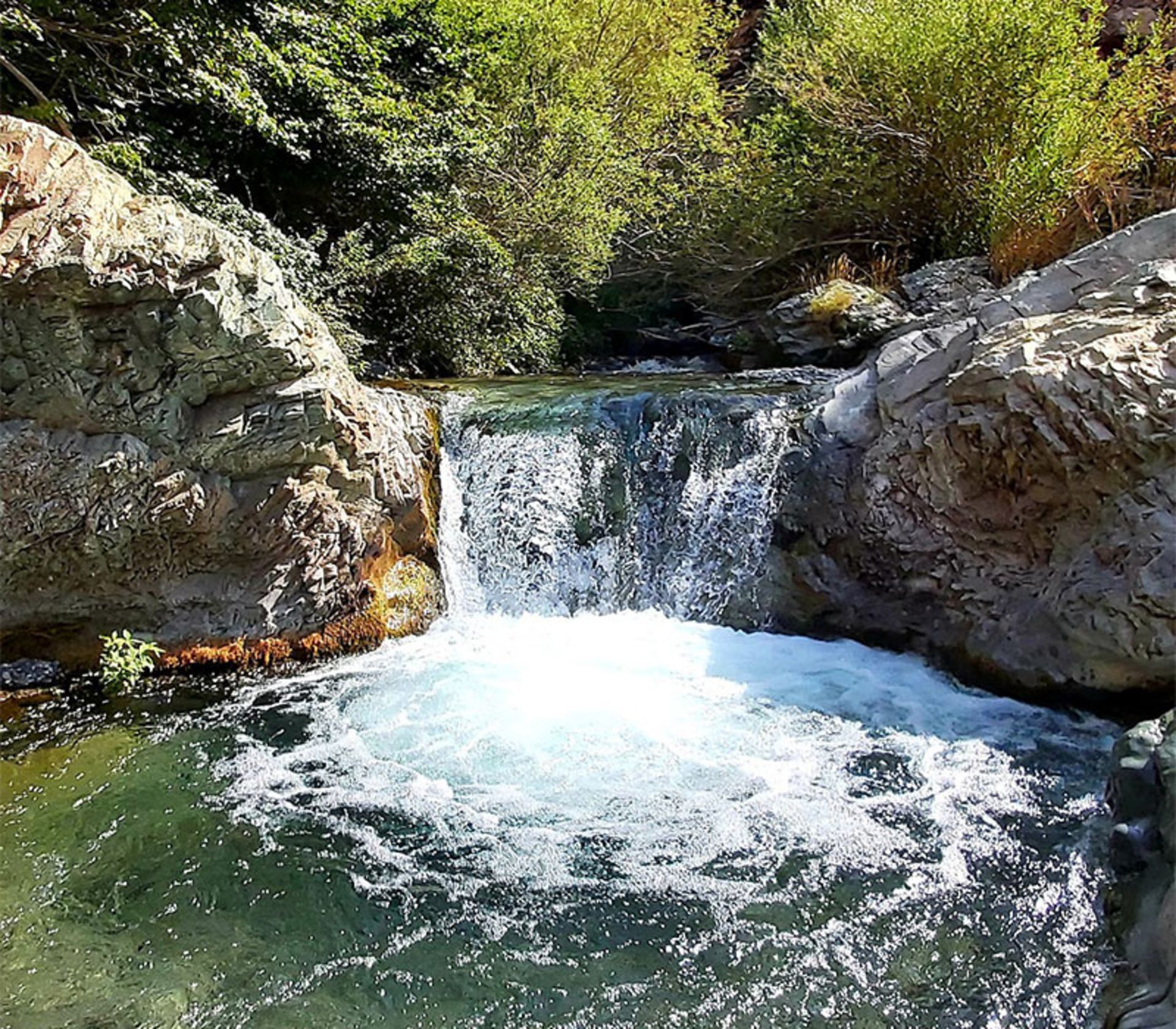 River flow in the route of the Siban Dara waterfall