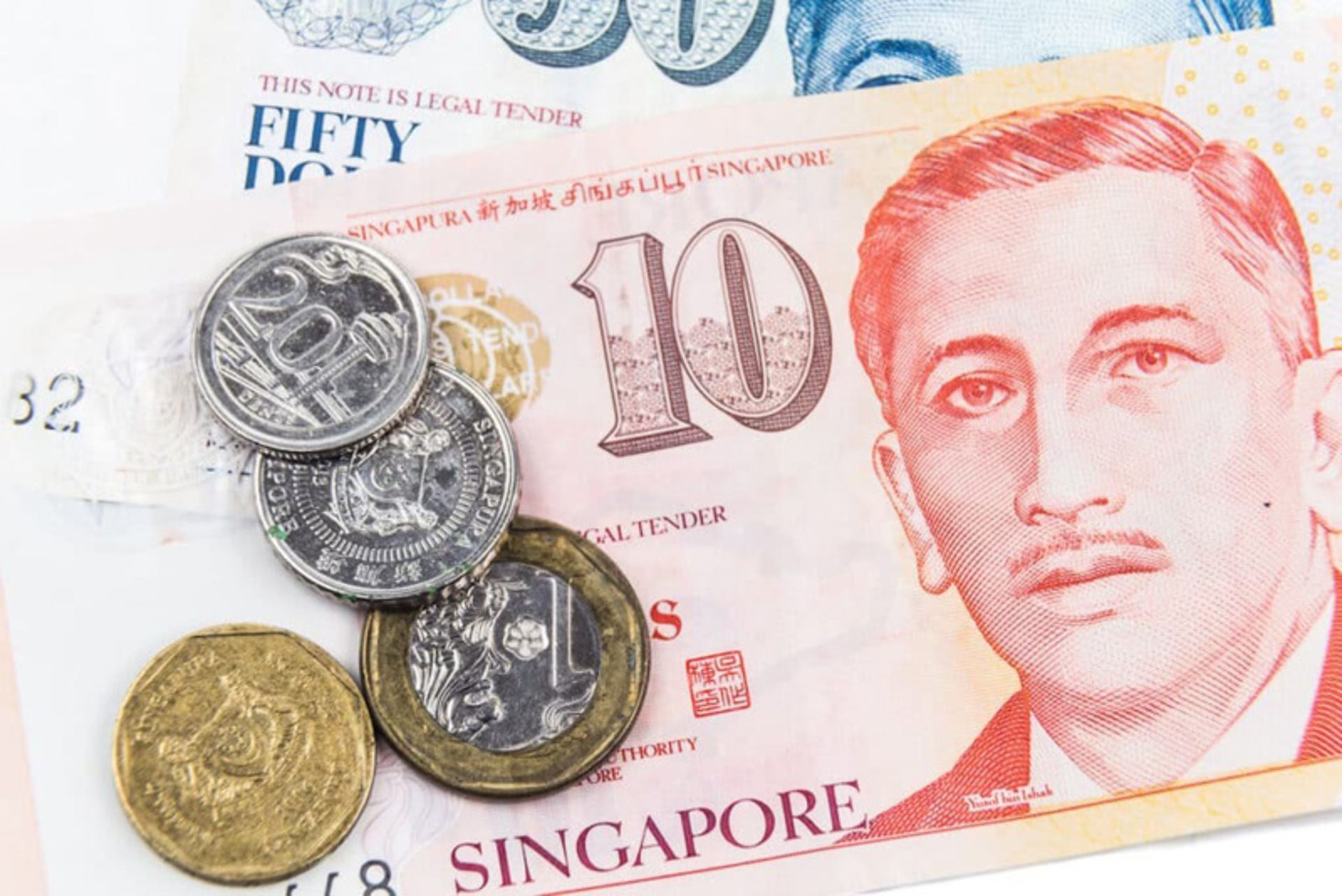 Singapore's $ 2 bills and a few coins
