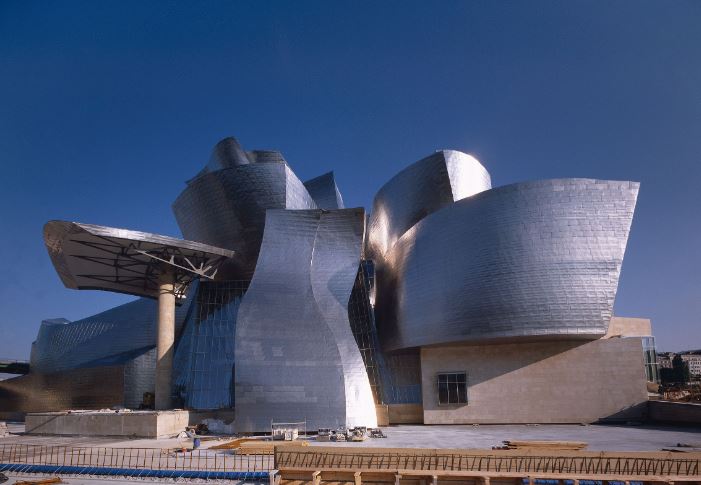 Guggenheim Bilbao Museum: A journey to Spanish Frank Gray's masterpiece