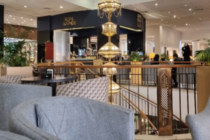 Lobby Parsian Esteghlal Hotel