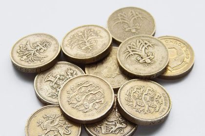 Golden coins of a British pond