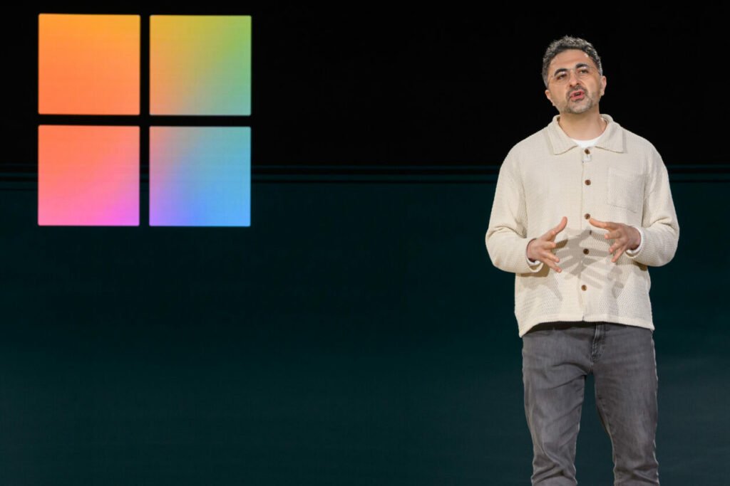 Mustafa Suleiman's comments on counterfeit self -awareness of artificial intelligence