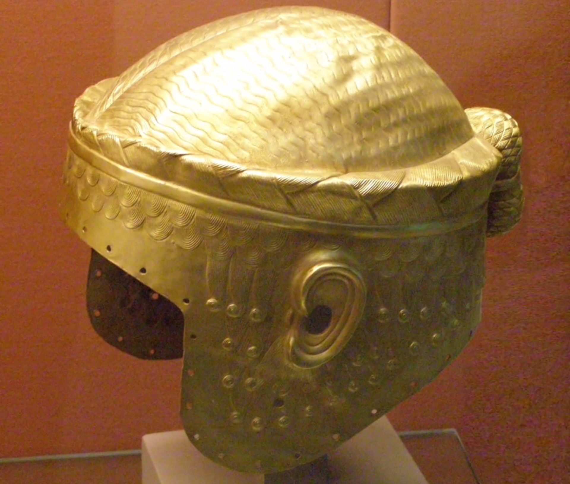 Sumerian helmet