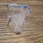 I meteorite pierced an older stone than the ground of a house.