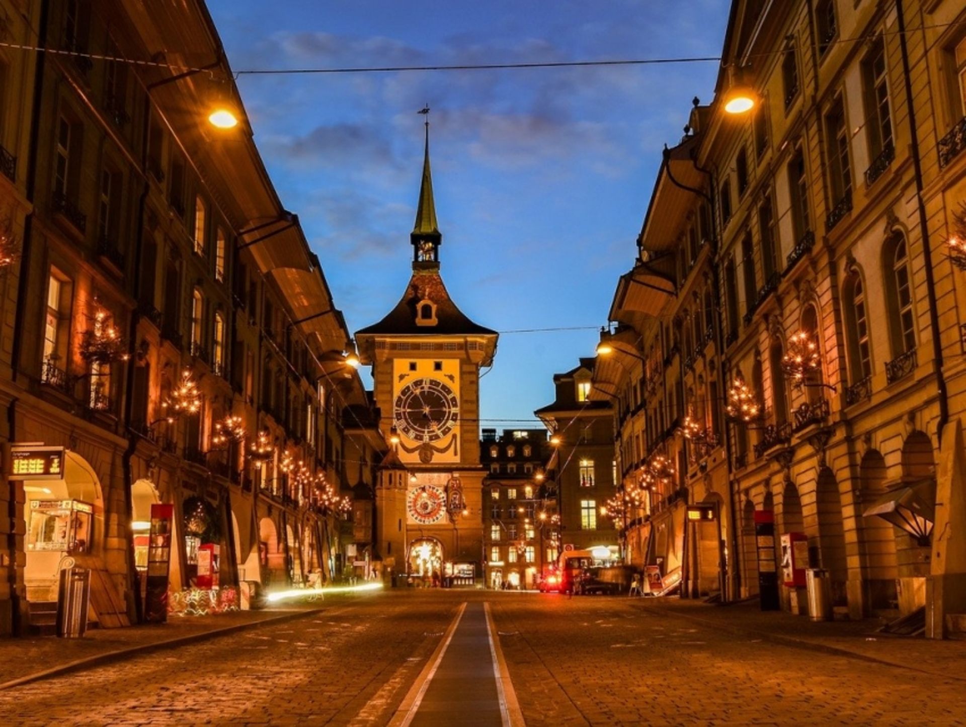 Bern clock tower at night